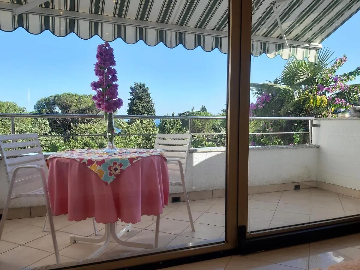 Apartments Stella Οπατία Κροατία